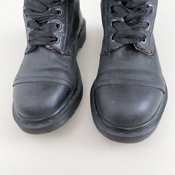 Dr. Martens Grey Leather Triumph Tall Lace Up Fold Over Boot Pink Plaid Size 9 - Picture 5 of 10